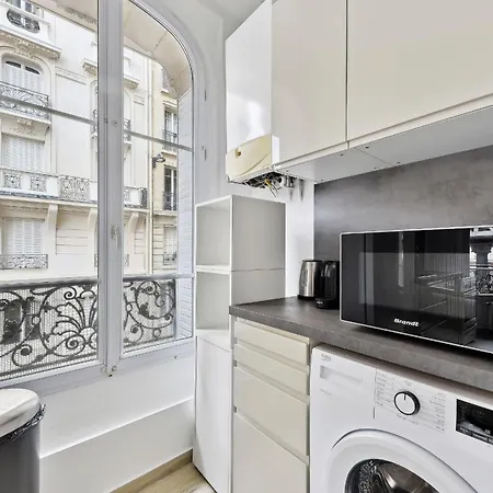 Apartment Bnbnova - 2br - Eiffel Tower & Grenelle *