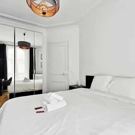 Apartment Bnbnova - 2br - Eiffel Tower & Grenelle